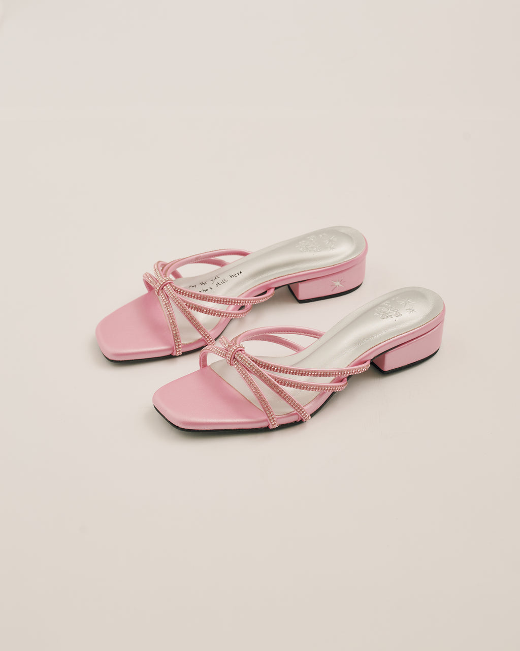 [Pre-Order] Missing Slipper Collection - Plastic Blush