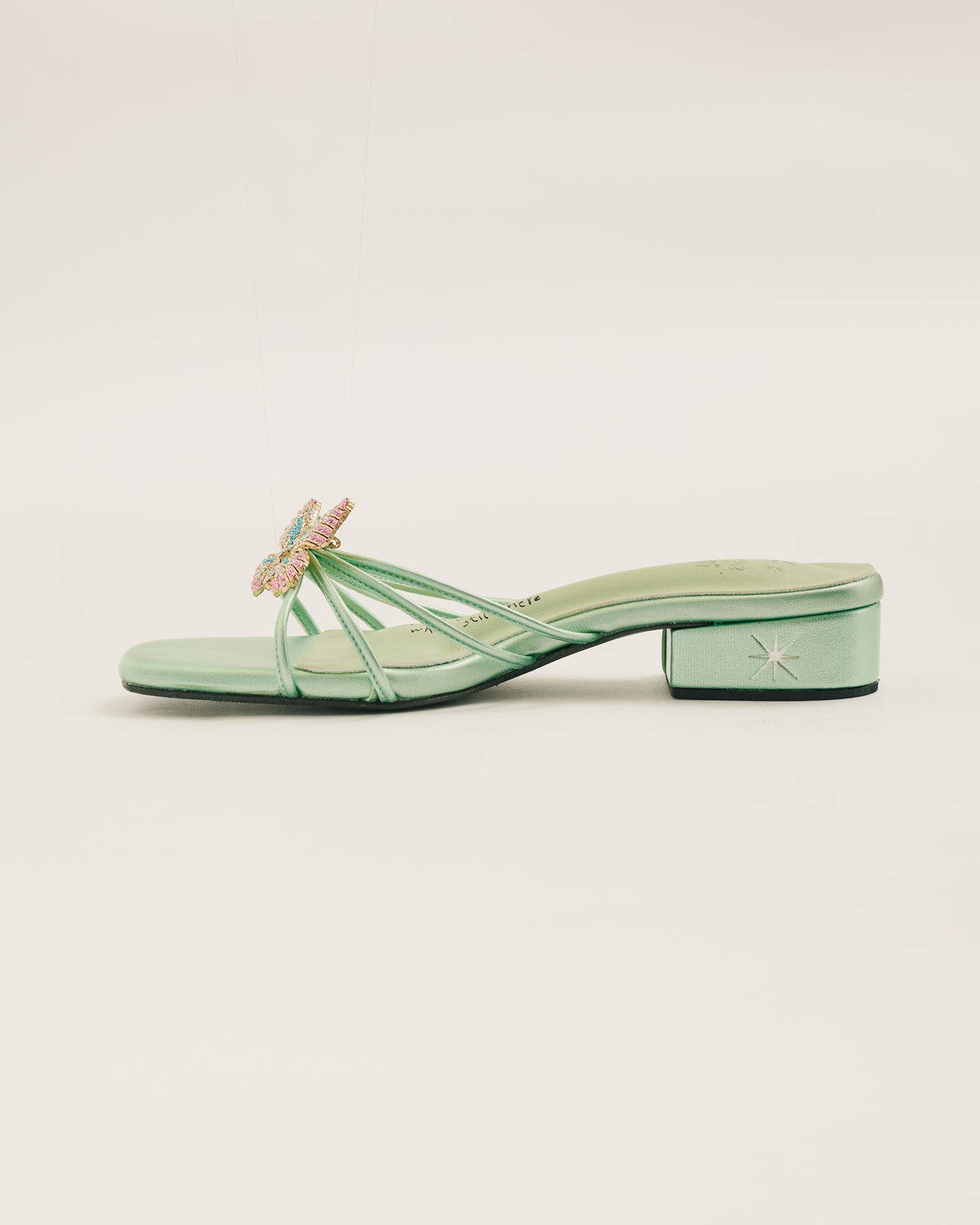 [Pre-Order] Missing Slipper Collection - Winx